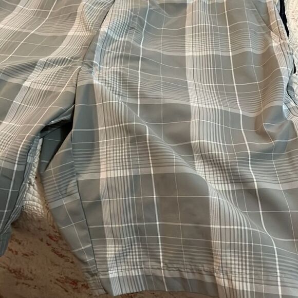 Plaid shorts   - Picture 2 of 7